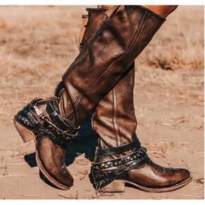 Freebird Rodondo Boots in Brown Distressed
